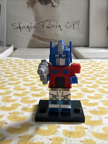 Optimus prime lego minifig - optimus,